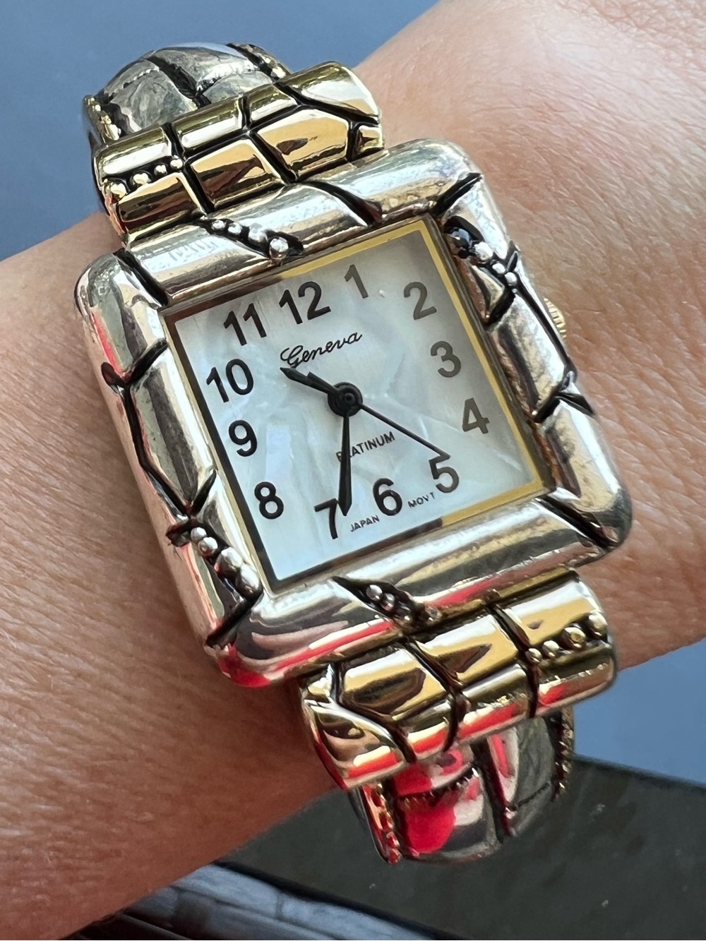 Geneva vintage y2k Silver and black Bracelet Watch with Mother-of-Pearl Dial